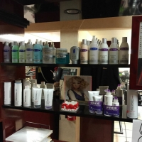 salon-hair-products-accessories-14238818755.jpg