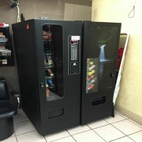 snack-beverage-vending-machines-2-14238807823.jpg