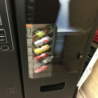 snack-beverage-vending-machines-2-14238807824.jpg