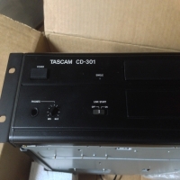 tascam-cd-301-compact-disc-player-by-teac-14245449569.jpg