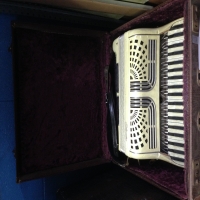 vintage-accordions-toselli-silvestri-with-cases-14245574372.jpg