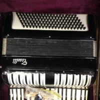 vintage-accordions-toselli-silvestri-with-cases-14245574376.jpg