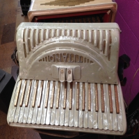 vintage-white-accordions-4-14245516237.jpg