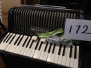 vintage-wurlizter-accordion-1424556312.jpg