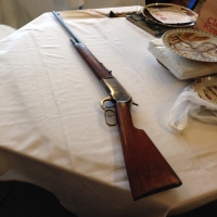 winchester-rifle-1886-1420056153.jpg