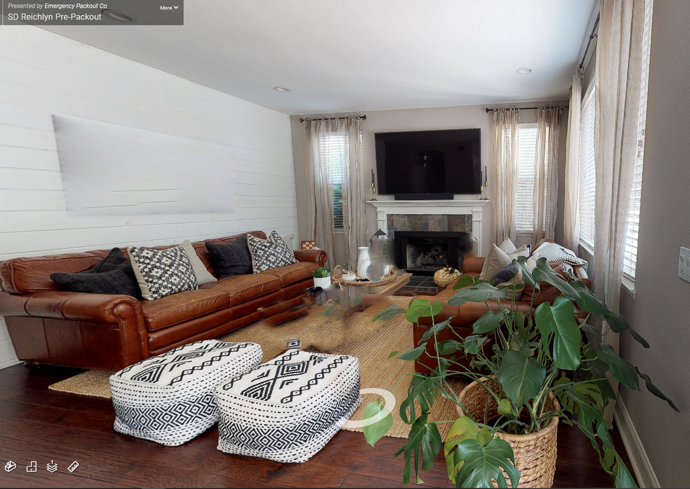 American Auctioneers Auction Team Dan & Laura Dotson Storage Wars