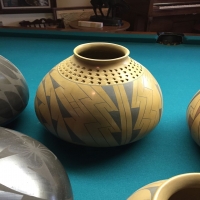 american-indian-primitive-pottery-14258296153.jpg