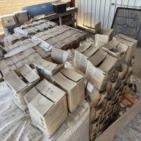 lot-305-17514806762.jpg