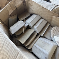 lot-305-17514806763.jpg