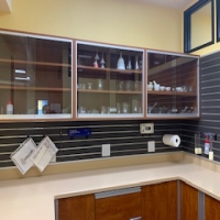 pharmacy-equipment-1662142302.jpg