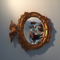 round-gold-american-eagle-framed-mirror-1426304262.jpg