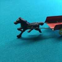 vintage-horse-carriage-tin-toy-1426651479.jpg