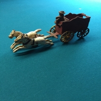 vintage-horse-carriage-toy-1426651137.jpg